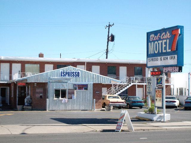 Bel-Air Motel 7